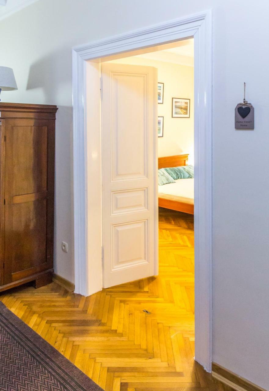 Apartman Natalia Τίβατ Εξωτερικό φωτογραφία